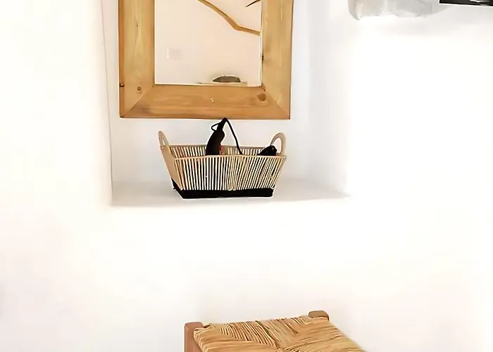 Heritage Retreat By μρs *