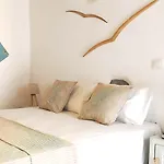 Apartment Heritage Retreat By μρs