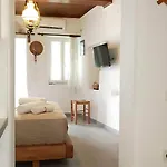 Heritage Retreat By μρs Apartment Parikia (Paros)