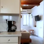 Heritage Retreat By μρs Apartment