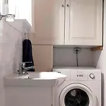 Heritage Retreat By μρs Apartment *
