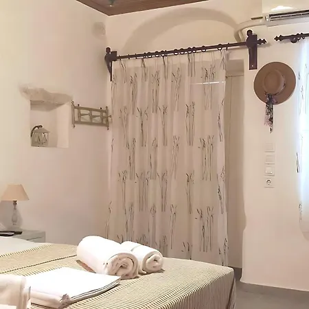 Heritage Retreat By μρs * Parikia (Paros)