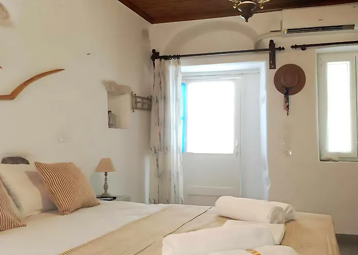 Heritage Retreat By μρs