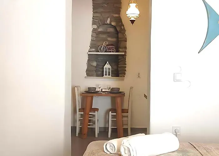 Heritage Retreat By μρs *