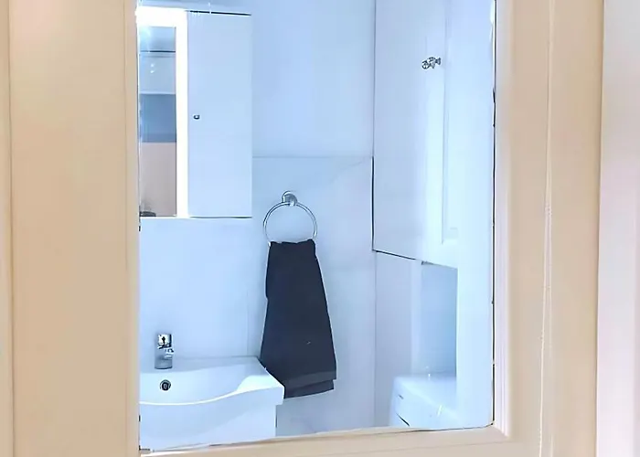 Apartment Heritage Retreat By μρs